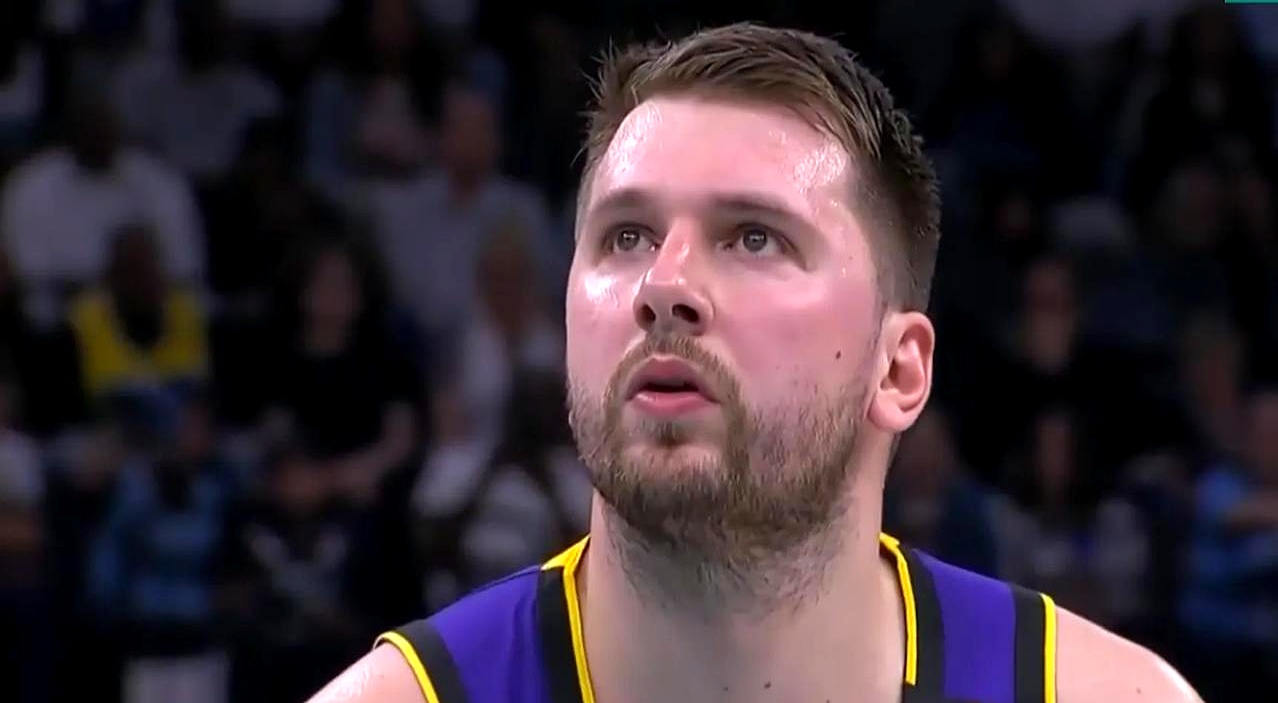 关于灰熊力克湖人取得连胜,保持不败的信息 关于灰熊力克湖人取得连胜,保持不败的信息