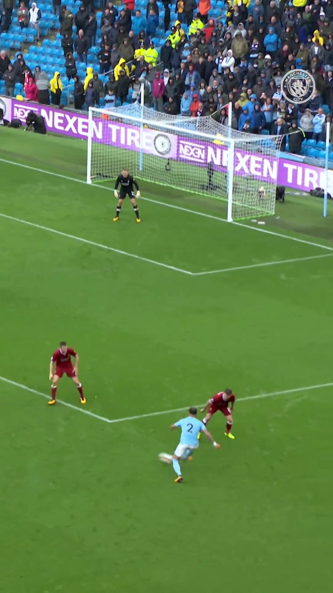 开云体育在线-利物浦队大胜曼城,豪取三分