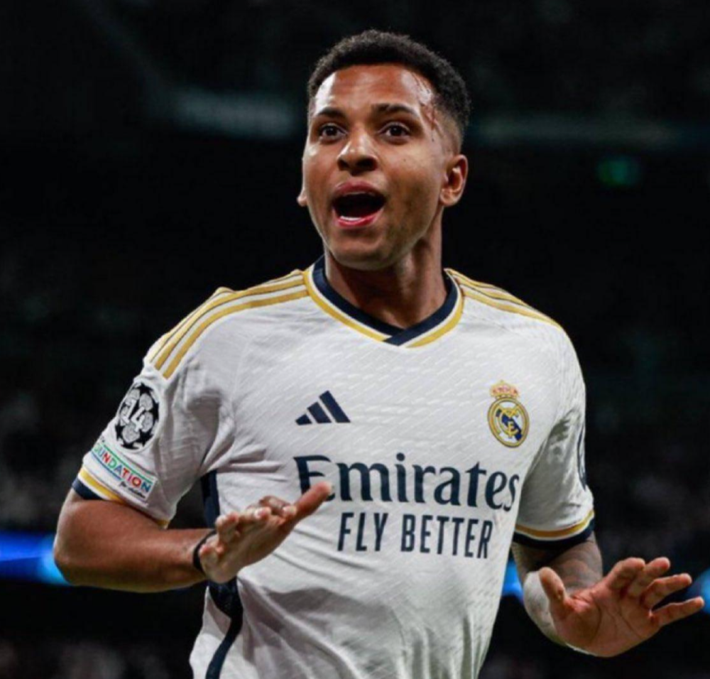 开云体育app-包含阿森纳完胜瑞士，罗德里状态火热的词条