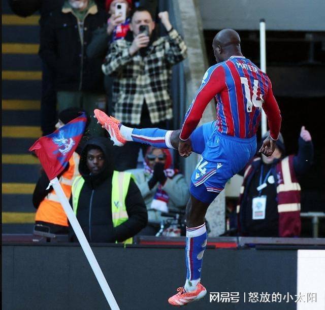 开云体育官网-法国逆转曼联,卡拉斯科点燃赛场