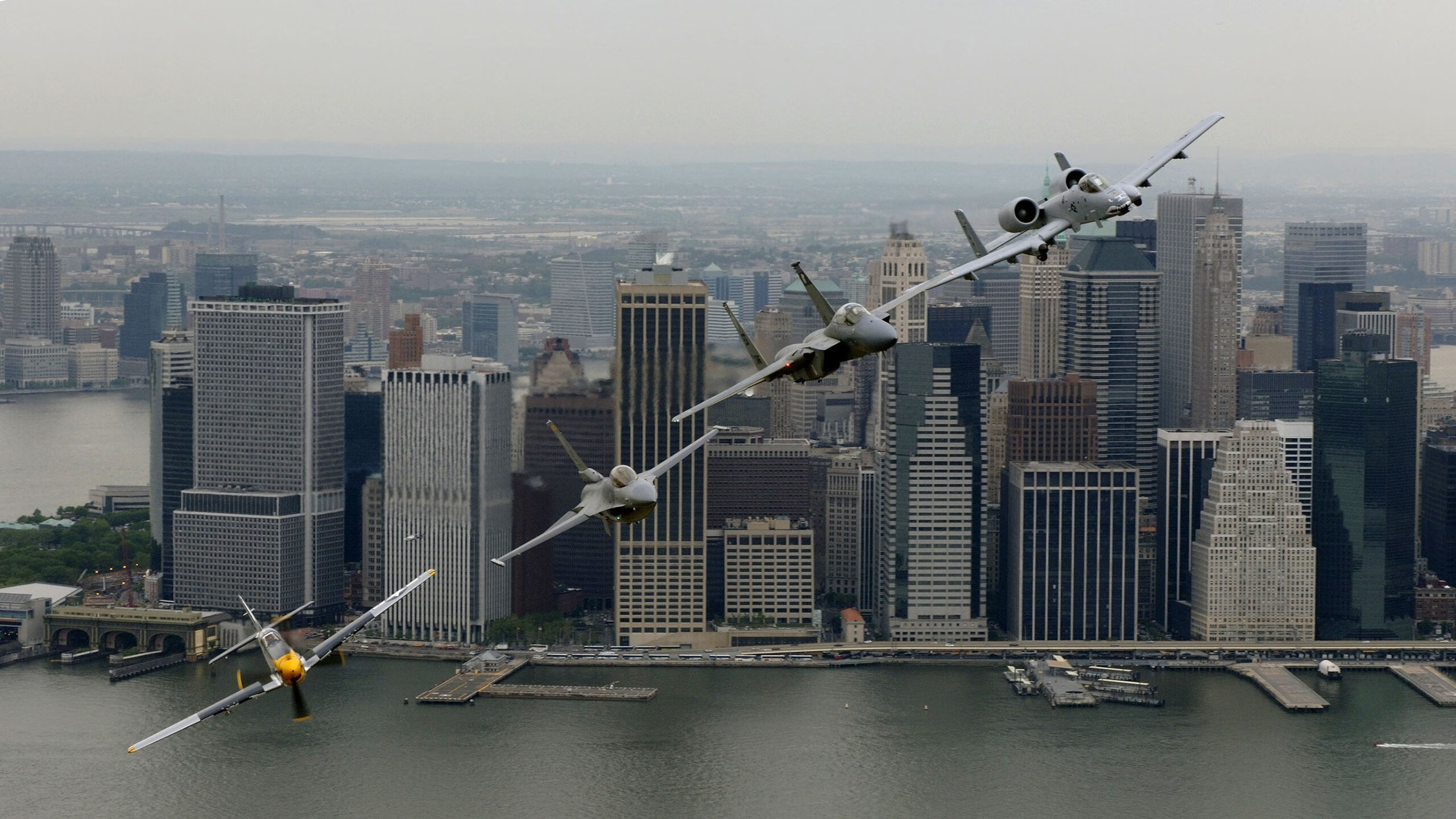 开云下载-跨洲对攻中的战术密码，当浓眉用一节比赛为篮球世界语写下新注脚