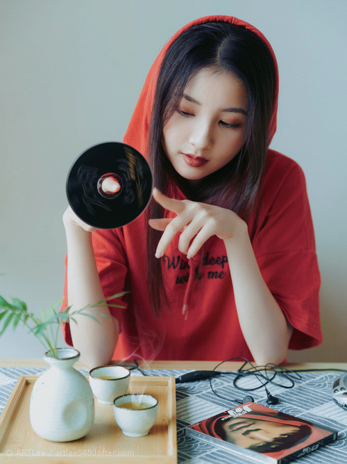 单骑救主！武切维奇擎天一柱，老鹰涉险过关碾碎黄蜂