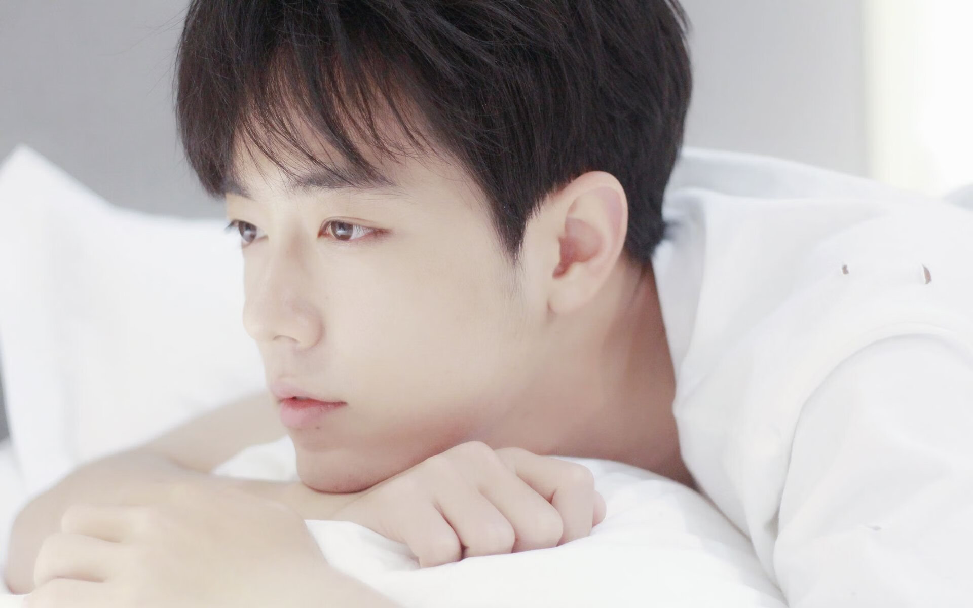 密尔沃基的太阳黑子，字母哥以历史级三双熄灭菲尼克斯